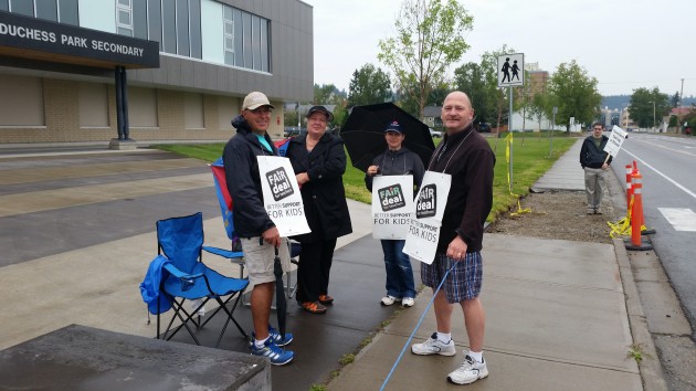 Teachers picket in front of Duchess Park Secondary Monday
