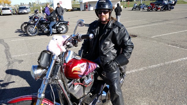 Dave Meakin prepares for his 11th Toy Run - photo 250 News