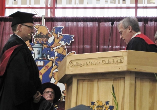 Henry Reiser takes oath from Justice Glen Parrett