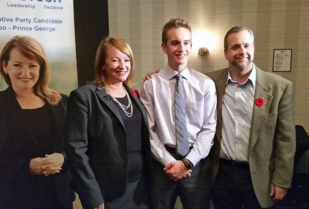 Shari Green with son Ben and husband Chuck - photo 250 News
