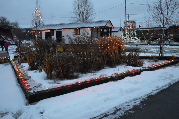 LIGHTS AT RAILWAY 105