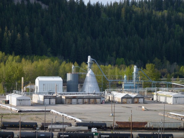 This photo looks at former mill site from First Avenue side of CN yard.