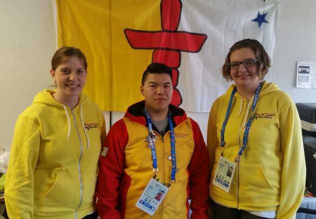 Cheryl Paterson, Mission staff member, badminton player Jonah Oolayou, Chef de Mission Mariele DePeuter - photo 250News
