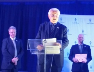 Don Bassermann accepts Freedom of the City Award - photo 250News