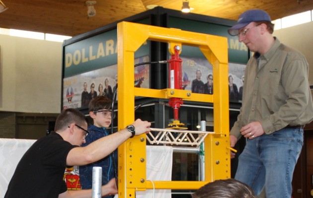 BridgeBuilding_Dawson-001