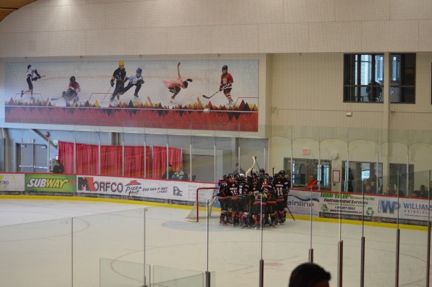 Cariboo Cougars celebrate BCMML sweep of South Island Royals at Kin 1. Photo 250 News