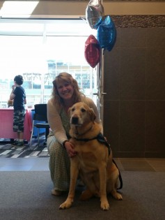 Krista Levar & yellow lab "Max" - photos 250 News