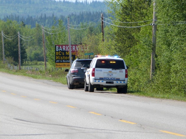 Police checked vehicle which is believed to have lost a tire on 97 south