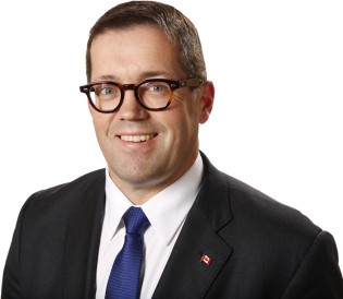 Headshot of Bob Zimmer MP