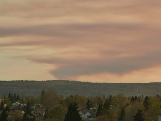 Smoke from Little Bobtail Lake fire was visible above C ranbrook Hill. Photos 250News