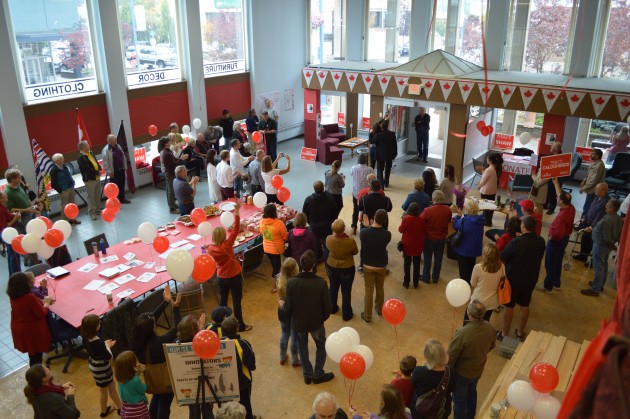 Supporters cheered as candidates took an election "selfie"
