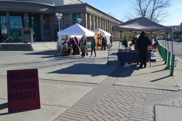 Quiet Saturday at Wilson Square Market outside the Courthouse.