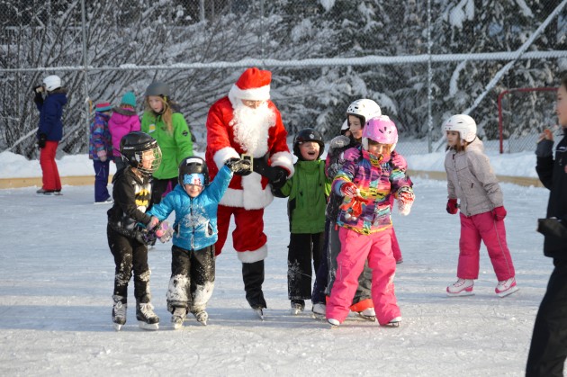 Kids and Santa have a fun skate Sunday at the Ridgeview Rink. Photos 250News