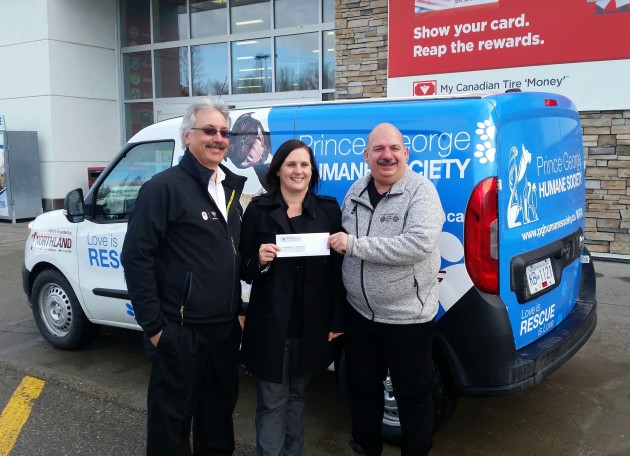 From left, Canadian Tire general manager David Shuvera, PGHS executive director Angela Lotz, and Canadian Tire owner Selen Alpay - photo 250News