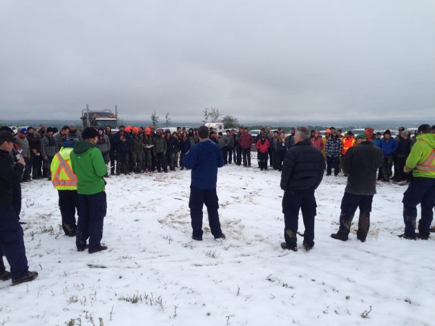 Snow covered ground as Siphon Creek firefighters received Saturday briefing. Photo courtesy BC Wildfire Service
