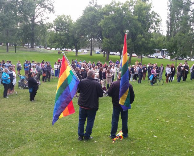 Close to 200 people turned out for tonight''s vigil in wake of Orlando tragedy - photos 250News