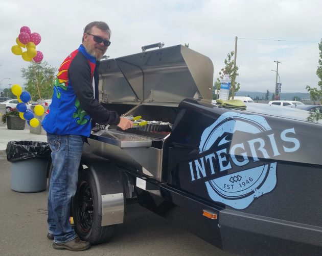Martin Hooke serves up breakfast